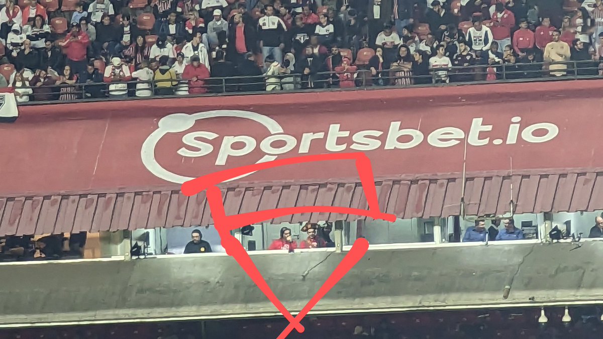 Fegilop's tweet photo. @fecamargoreal @energia97fm @marcao97fm 
#vamosSP https://t.co/bYEADmYMvq
