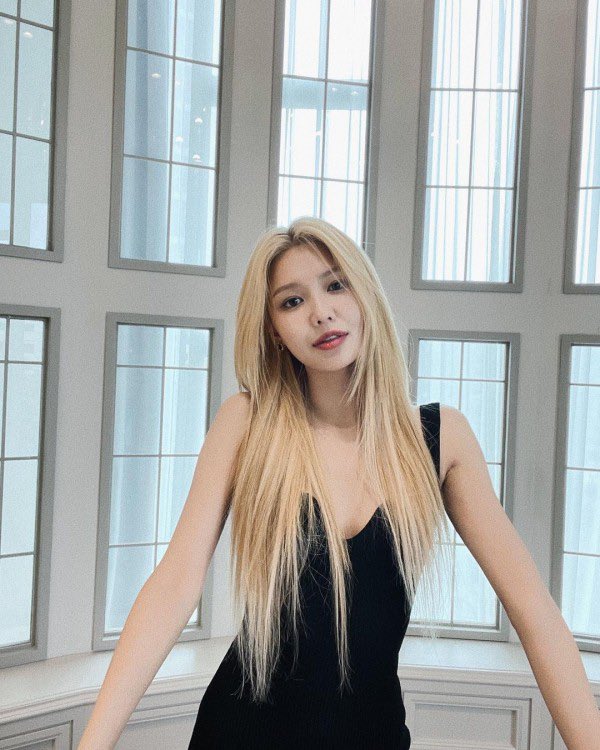 𝐼𝓃𝓈𝓉𝒶𝑔𝓇𝒶𝓂 𝒫𝑜𝓈𝓉 

──────────────── 
   ⌂⠀ ⠀⌕⠀⠀⊞⠀ ⠀♡⠀⠀◌

#New