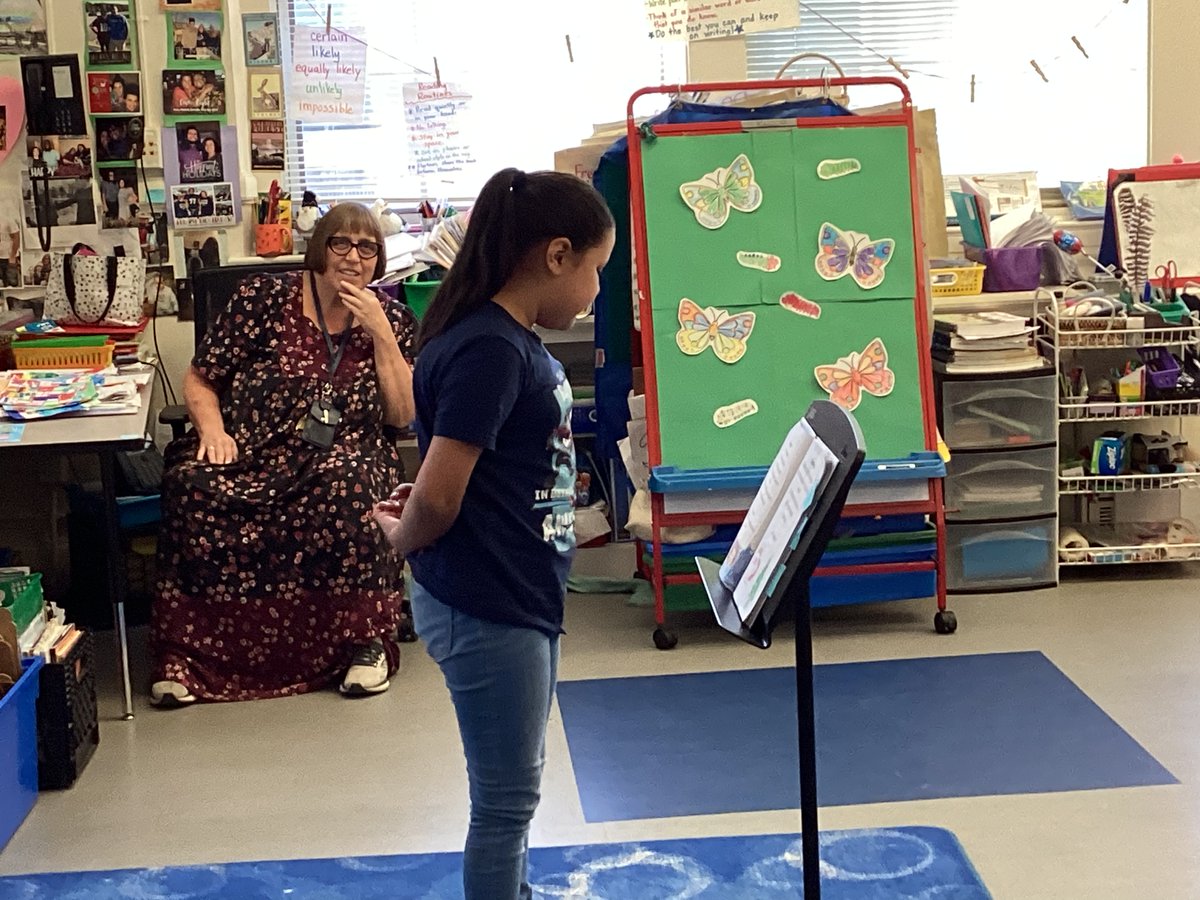 GMasonPrincipal's tweet photo. What an awesome day! The 2nd grade Poetry Celebration was wonderful!  Students read several poems from their own poetry books! ❤️📚Many thanks to  Mr. Brock, Ms. Bowers, Ms.  Thorne, and Ms. Miezan! @ACPSk12 @WonderlandGM https://t.co/CVVkpzb2Xq