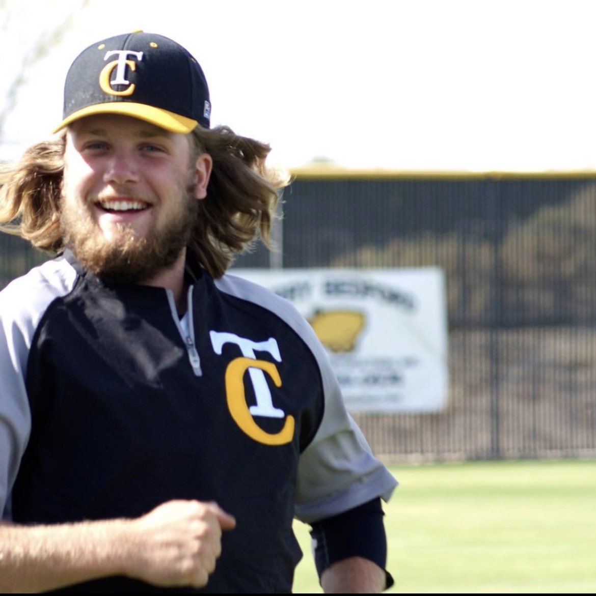 IronPigsWeyburn's tweet photo. Home Game tonight! 730pm start Vs Regina Rockies.
Pigs look to improve their record to 2-0 after a win against the Regina Ghosts in their home opener.
Anyway here’s a look at your starting pitcher.. #DugDeep #2016Photo #QVBL https://t.co/1fW2asO1KX