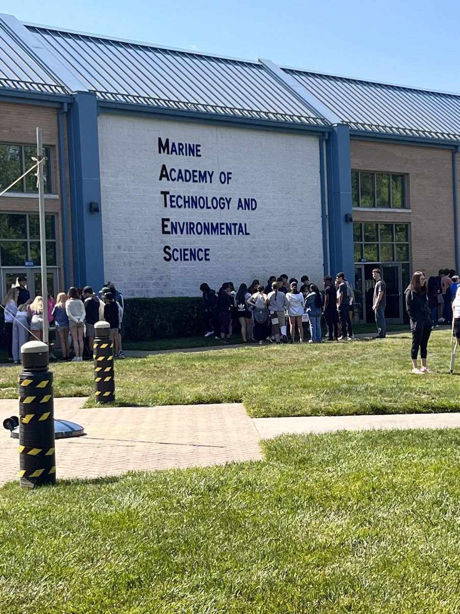 Env.Science students had a great time traveling to Manahawkin and Beach Haven today to release our young terrapins during the Hatchling Head Start program at MATES.