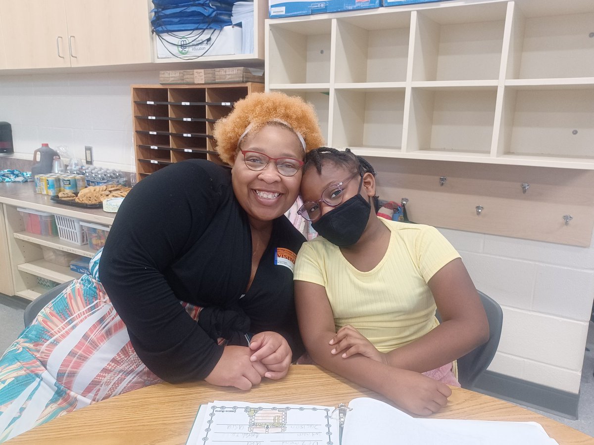 llnavis's tweet image. Today, my students engaged in a &quot;Portfolio Celebration&quot;.  They shared two years of growth with their family members.  I couldn&apos;t be more proud of this crew!!  🥰 #loopingrocks #datainformedinstruction #bestpractices