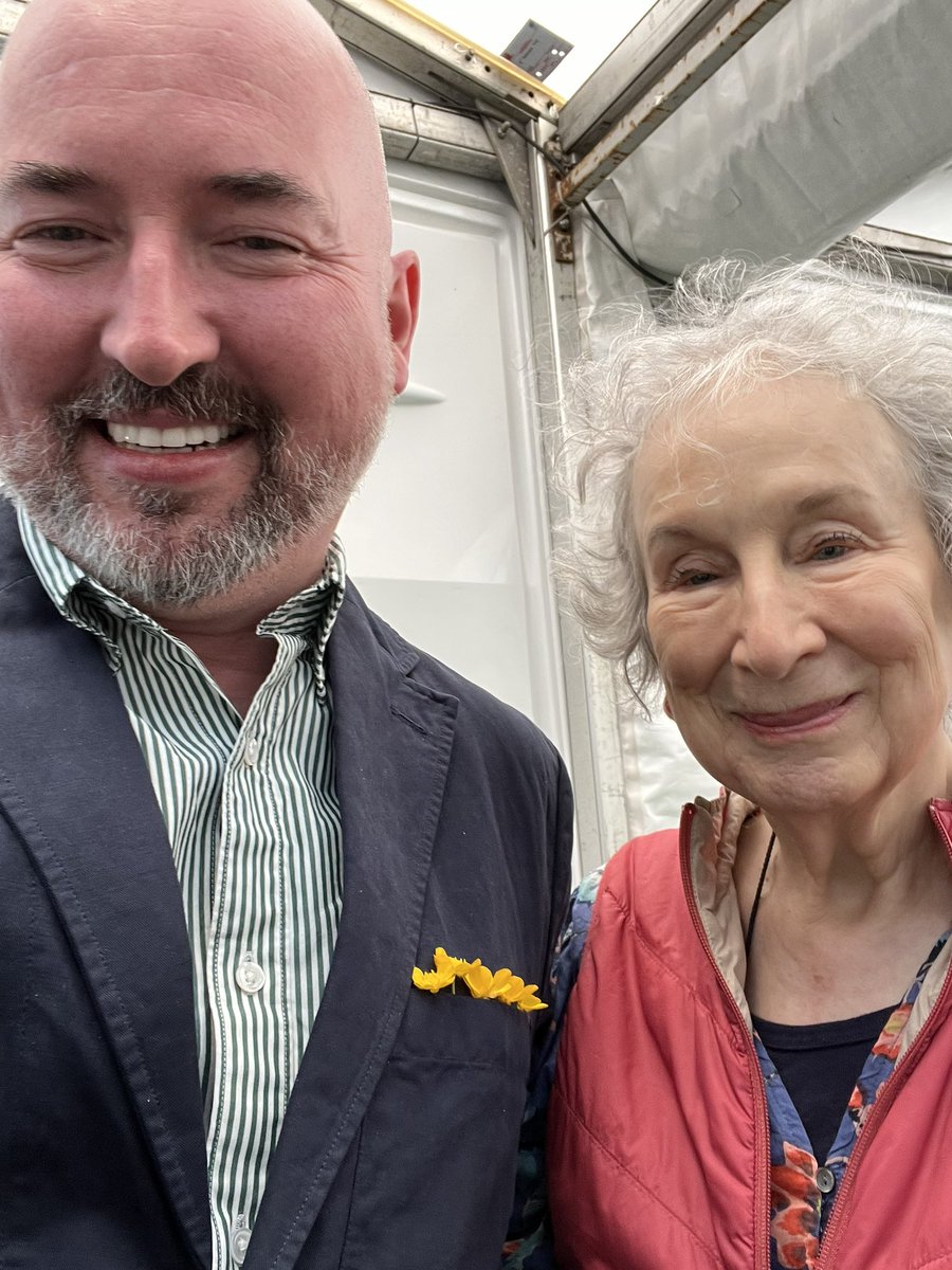 An honour to celebrate the inimitable @SalmanRushdie at Hay Festival tonight. And a blessing to receive to receive a pocketful of buttercups from @MargaretAtwood