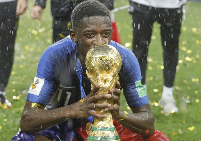 Dembele touching the world cup trophy Let’s keep the trend going😂