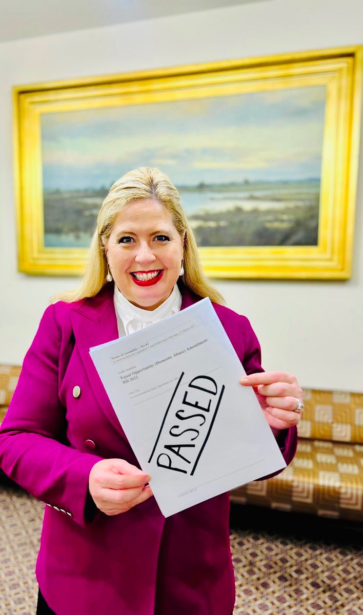 KatrineHildyard's tweet image. DV BILL PASSED!

After years of advocacy by brave survivors, DV &amp;amp; women’s orgs, unions, a bill to include the experience of DV as a ground of discrimination in the Equal Opportunity Act has passed #saparli

Proud to be part of Gov determined to do all we can to support survivors