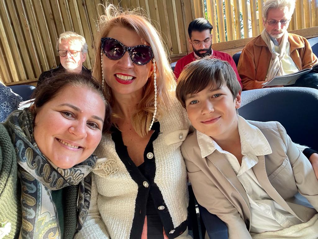 What a glorious evening <a href="/operahollandpk/">Opera Holland Park</a> : one very memorable #rigoletto, fabulous Gilda &amp; #cityoflondonsinfonia 🎶🦋❣️🙏

#culturedkids #loveopera #ohp2023 #operahollandpark #ohprigoletto