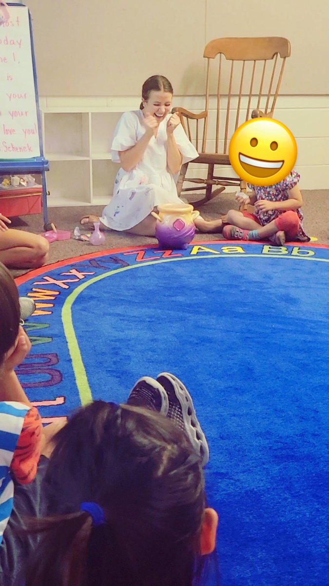 ElizabethParryS's tweet photo. Kinder is magic! Last full day #bittersweet https://t.co/nIC3eD6uLS