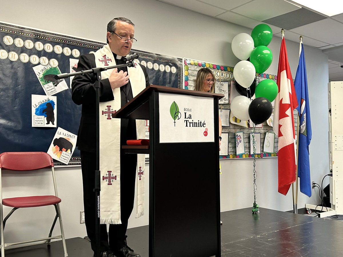 wchoy74's tweet image. Congratulations to @cscninfo on the official grand opening of École La Trinité. Education is one of the most critical investments we can make in our future. It shapes the next generation of leaders, innovators, and entrepreneurs. #cscn #francophone #schools #education