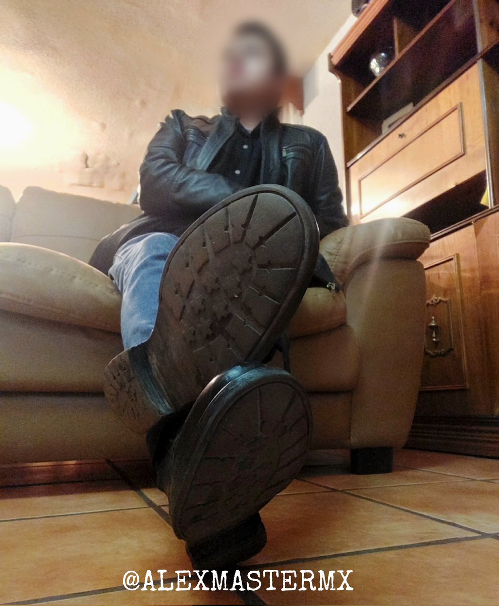 ALEXMASTERMX's tweet image. Un maricón debe conocer su lugar: desnudo y de rodillas.  Es el lugar natural del maricón. debería estar mirando a un hombre de verdad, esperando ver qué puede hacer para ser útil.#cashmaster #amo
@RT4Masters2 @AlphaMaleRT @RT4Masters  @RtCashmaster @RT_4Promo  @alpha_amplifier