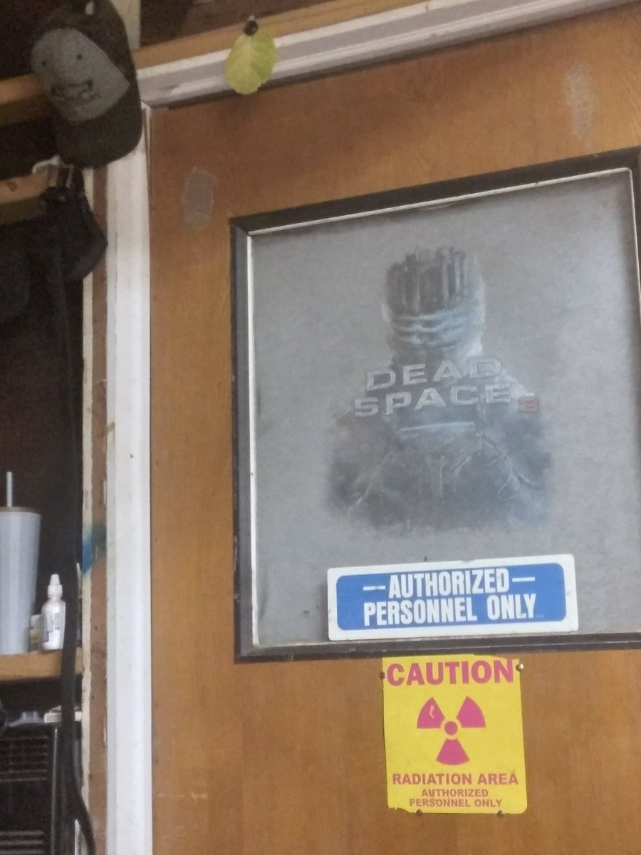 FieldButcher's tweet image. Hung up my very first tobacco leaf. Kinda feel like the first dollar i ever made, whenever that was