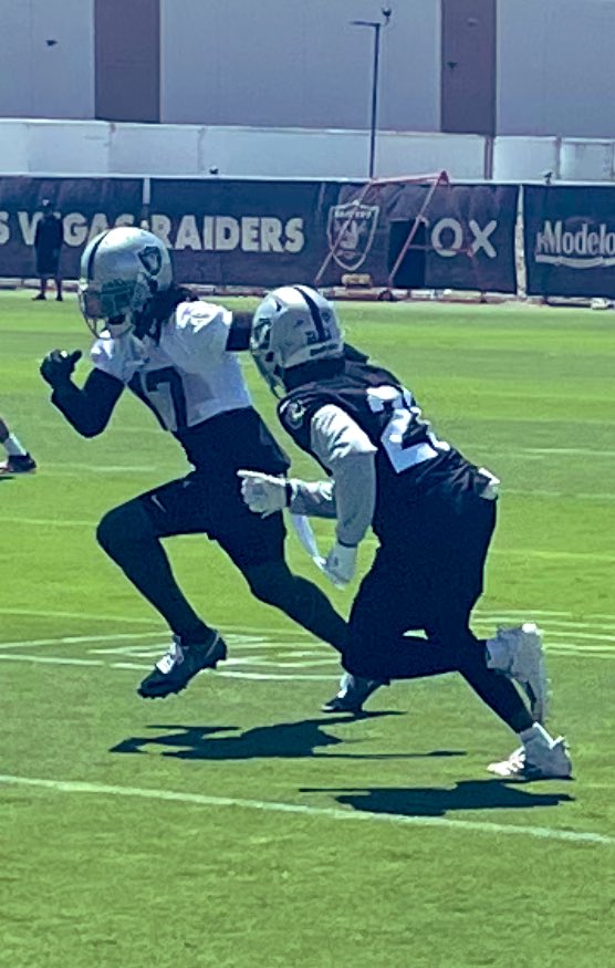 Villapiano41's tweet image. Checkin in from @Raiders #OTAs #RaiderNation 
@CrosbyMaxx @chanjones55 @tae15adams