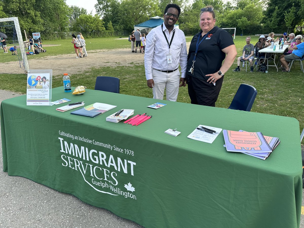CamGuthrie's tweet image. Hanging with the @HSFlames tonight! Get over there #Guelph to help their fundraising efforts for a new playground! Lots of family fun! Nice to see @GWLocImmPar there! @WellingtonCath