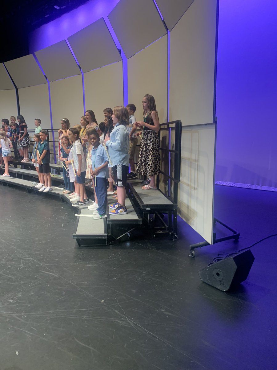 missmacsecond's tweet image. Great Informance 4th Graders!