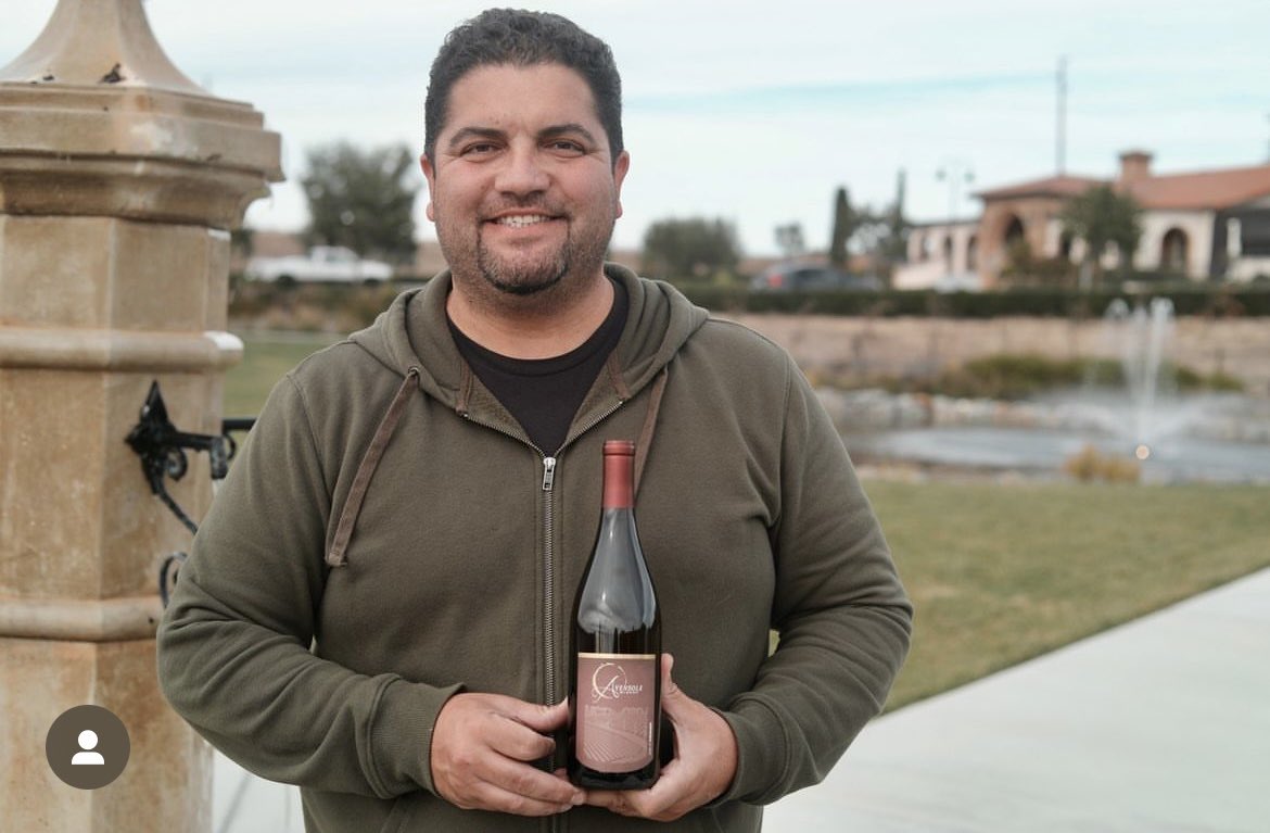 Our winemaker, Renato Sais, is a big believer in #temeculavalley and loves that he is a part of creating memorable moments with the wines he creates. 

#avensolewinery #visittemecula #liveglassfull