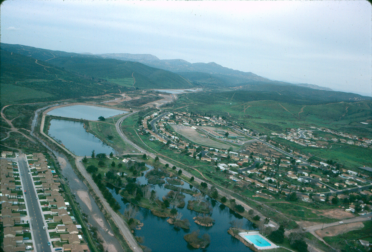 Looking north at all the green in and around Lake 5, 1978.
🌳🍃🌲

#Throwback #Vintage #LookBack #SycamoreCreek #ThrowbackThursday