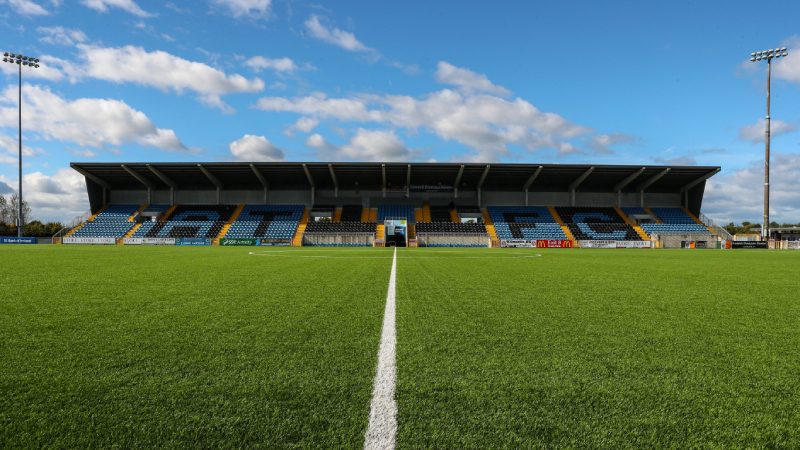 FinalWhistleIE's tweet photo. LOI FD Preview: @AthloneTownAFC v @LongfordTownFC

Longford Town travel to Lissywollen tonight with a chance to leapfrog their biggest rivals into a playoff spot (7:45PM).

📄 https://t.co/HEFttx95CB
✏️ @seaniecomber
📸 @sportsfile

#LOI #ATHvLON https://t.co/uPWLD1WEM5