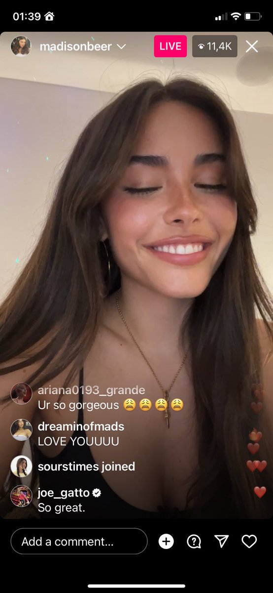 •₊𝗆𝖺𝗋𝗂𝖺 (@madibbr) on Twitter photo she looks so happy!! i’m so so proud of u girll 😭🤍 i love you with all my heart. <a href="/madisonbeer/">madison beer</a> she looks so happy!! i’m so so proud of u girll 😭🤍 i love you with all my heart. <a href="/madisonbeer/">madison beer</a>