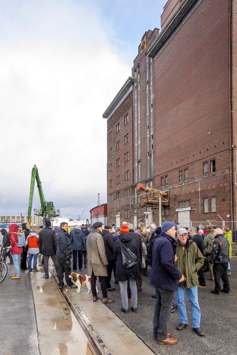 Wir sagen Danke <a href="/Stadt_Flensburg/">Stadt Flensburg</a> &amp; Danke an das
@BMBF_Bund /<a href="/soef_BMBF/">Nachhaltigkeitsforschung gestalten</a> #Zukunftsstadt-Projekt "EHSS", für die  Insights, wie sozial gerechte und nachhaltige Stadtentwicklung erreicht werden kann. Nächste Woche reisen wir weiter nach <a href="/Stadt_Darmstadt/">Stadt Darmstadt</a>. 
👉nachhaltige-zukunftsstadt.de/tour/
