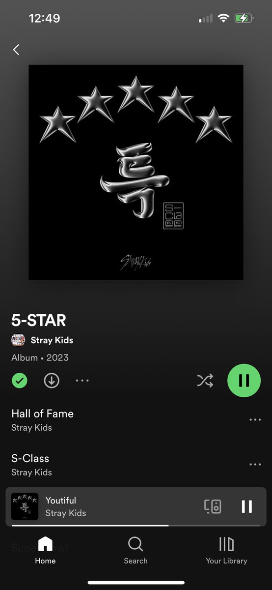 ghostqueen__'s tweet photo. a masterpiece of an album once again 🤍💫 #StrayKids #StrayKidsComeback #StrayKids5STAR #5_STAR https://t.co/obU4rZ0u2J