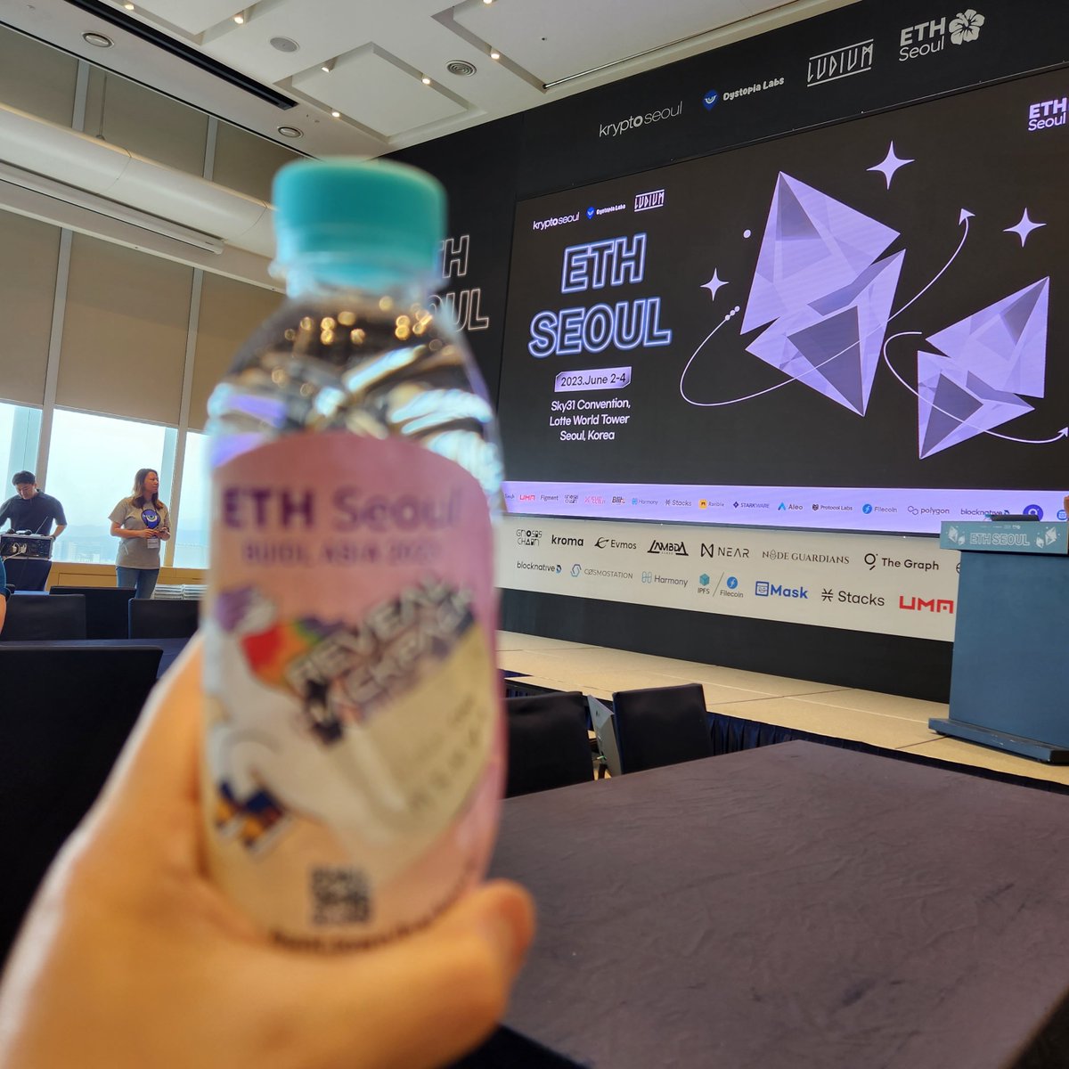 hacking at #ETHSeoul <a href="/steemhunt/">Hunt Town</a>
