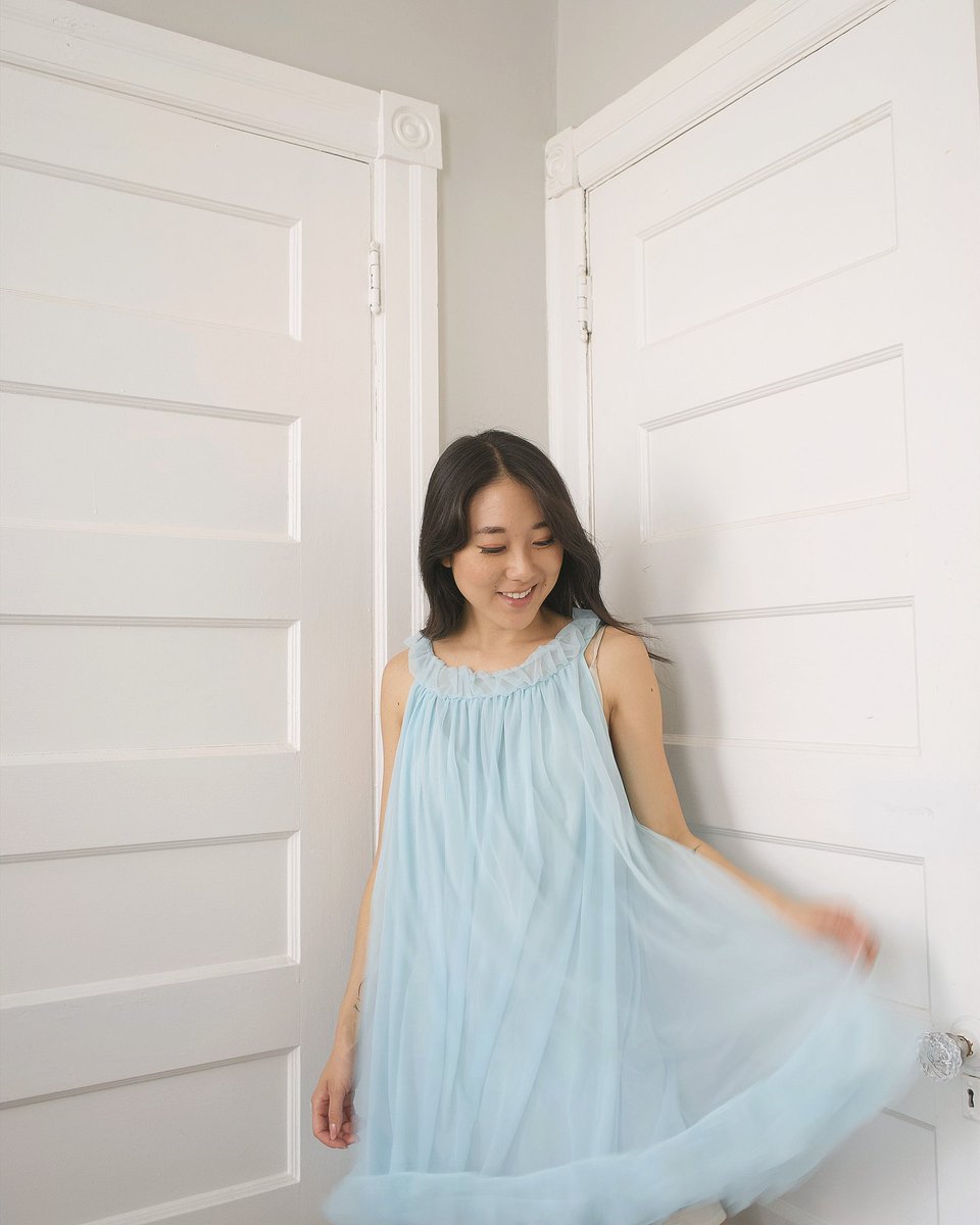 MsKerih's tweet photo. Sorry I will never get over this vintage 60s nightgown that I found https://t.co/TVZDlrJ3ak