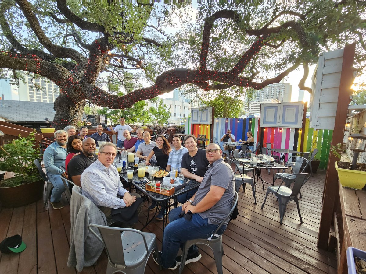 Great people, great friends and #domains. Enjoy #namescon thanks #sedo