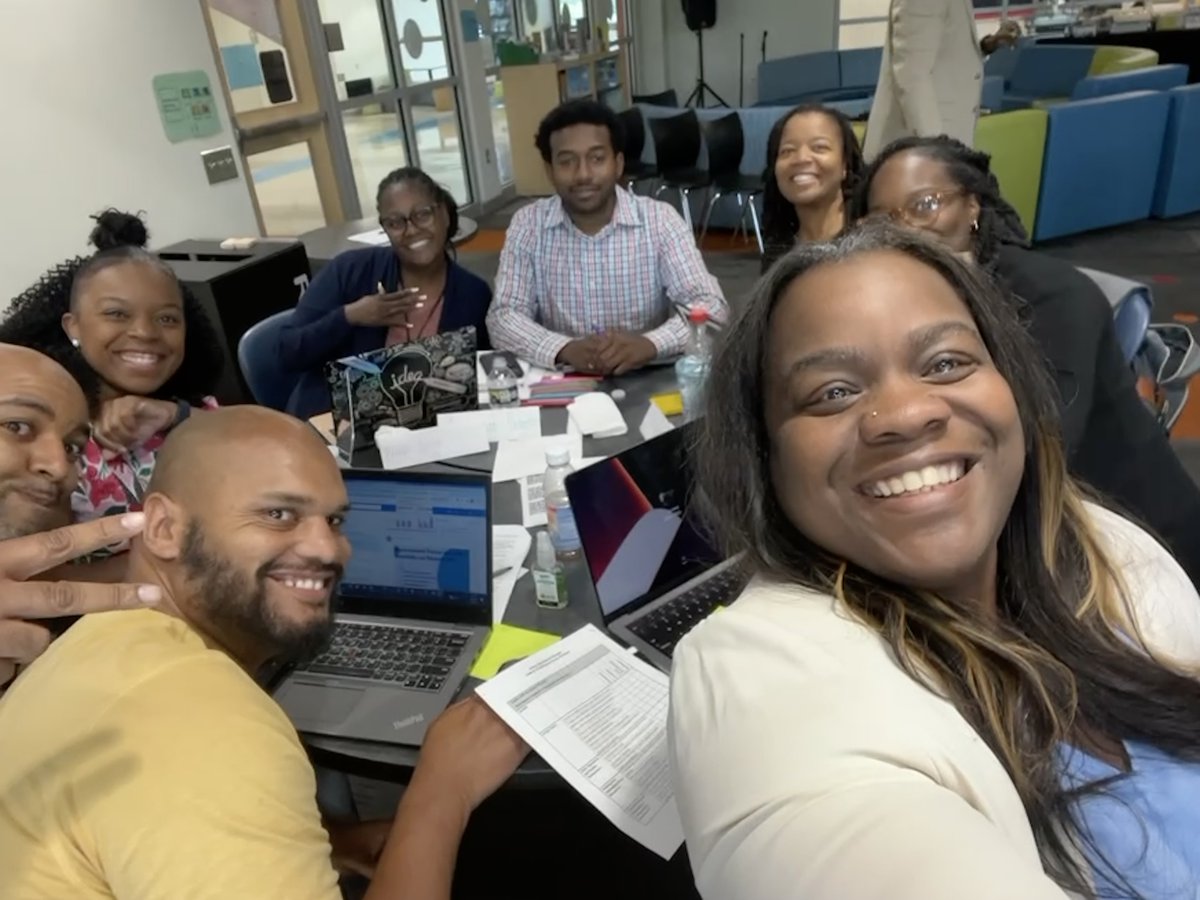 STEAMingCooper's tweet photo. Day 1 of Twitter!!
Here’s to keeping it 🔥 L.I.T. - leading intentionally while transforming communities… one session at a time 👏🏾👏🏾👏🏾 👏🏾👏🏾👏🏾 #teamPurpleLIT #teamcohort6 👈🏾 #APSinspiringleaders23-24
#APSleadershipdevelopment https://t.co/rtLsraGqIQ