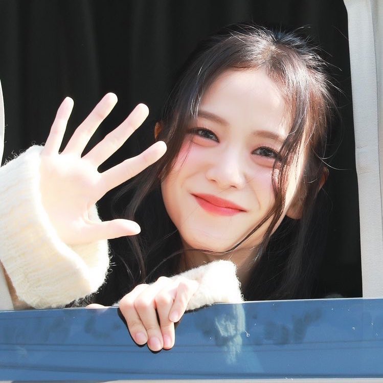 choi_soe's tweet photo. gws love🥺🤍 https://t.co/4SmrYs5tmD