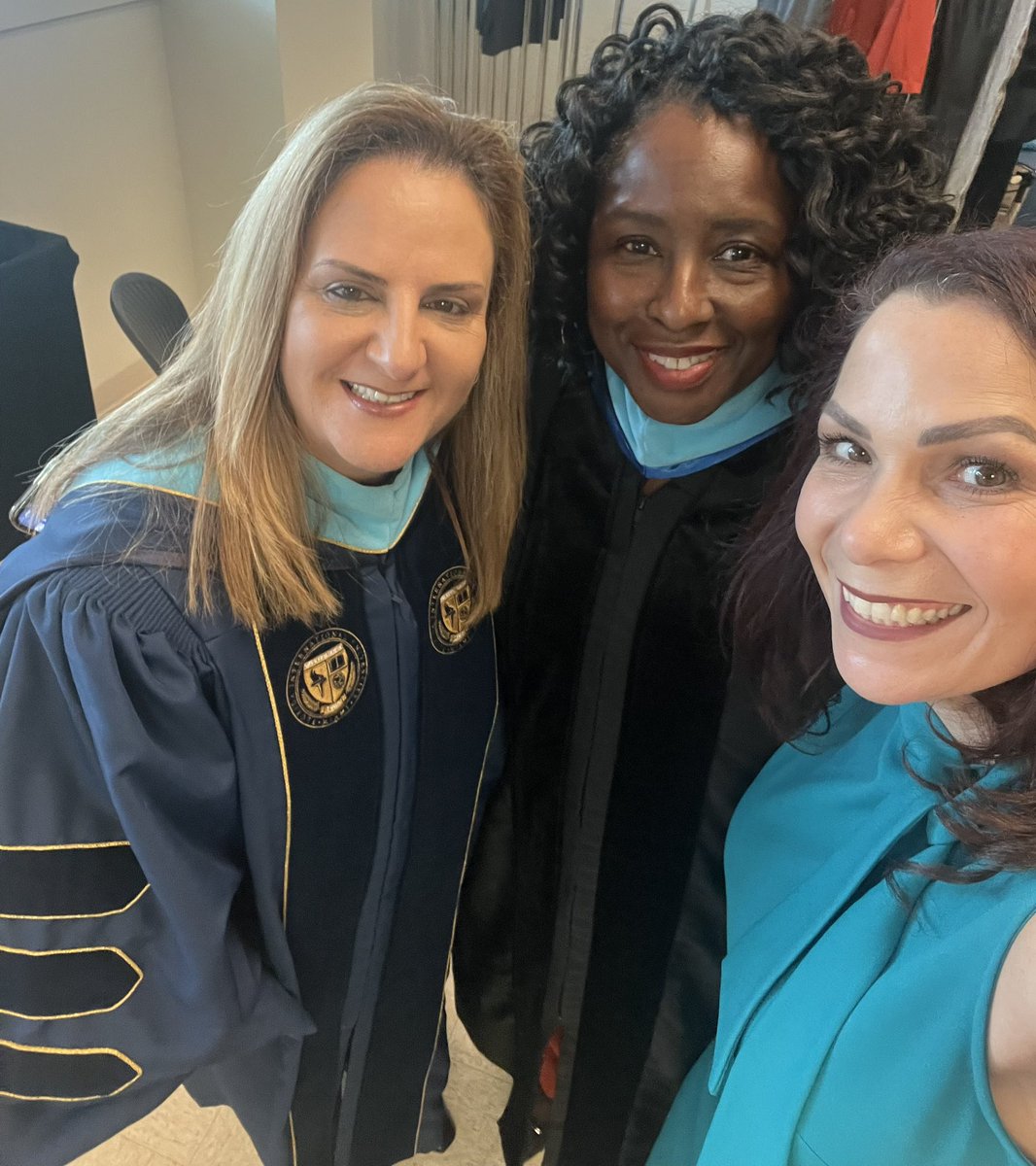 Katyna Martin tweet media