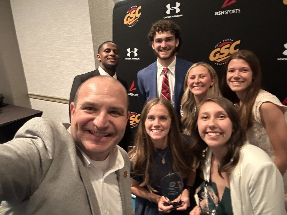 Great night! Congrats to all the <a href="/GulfSouth/">Gulf South Conference</a> Top Ten award winners!

#AnnualSelfie