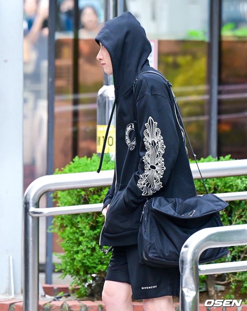 PRESS PHOTOS] (1) 2023.06.02 @Stray_Kids after their KBS Music