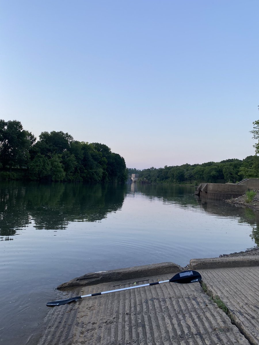 StaceyMoMonkey's tweet photo. Sweet summertime🛶🎣 https://t.co/boNScVz2y2
