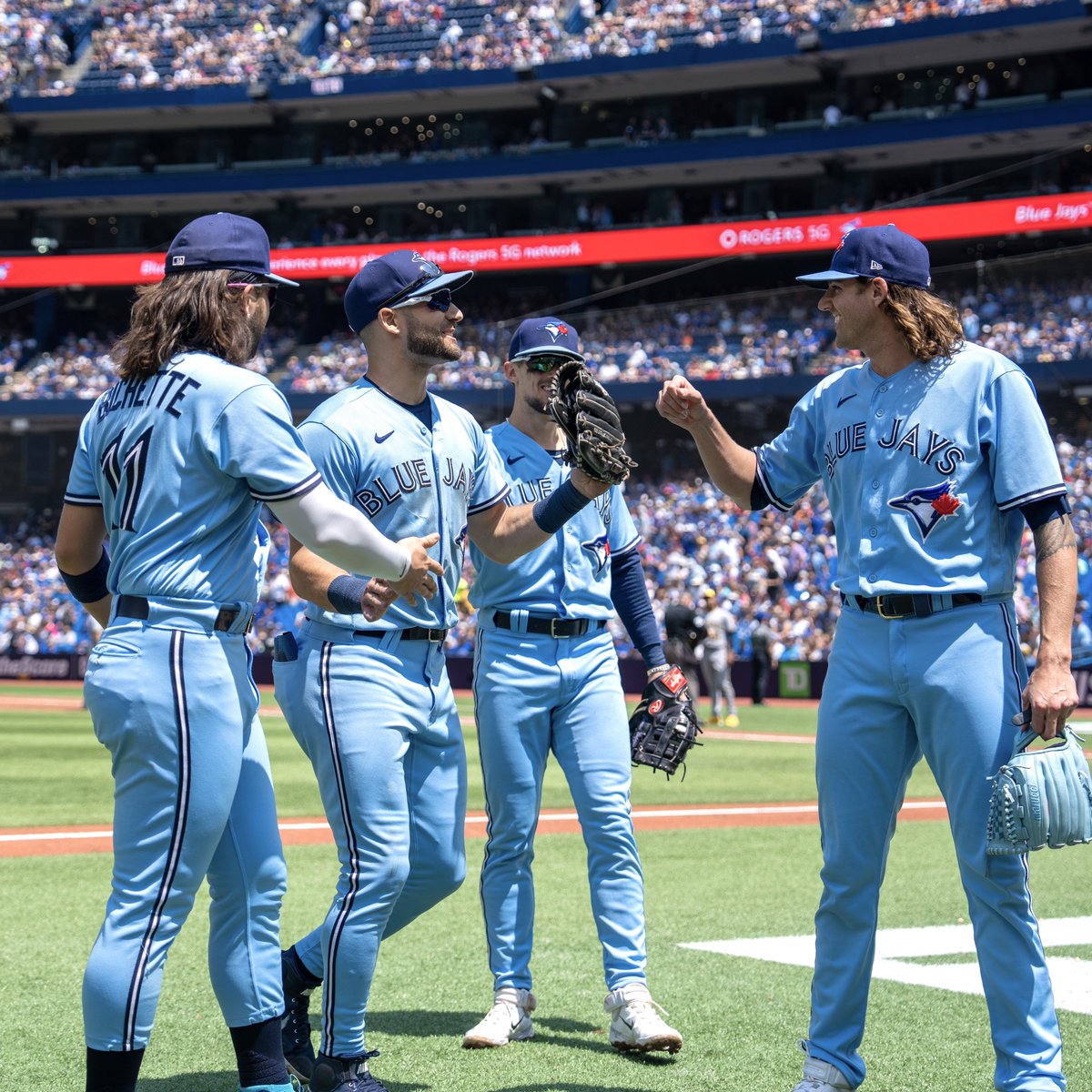 Toronto Blue Jays tweet media