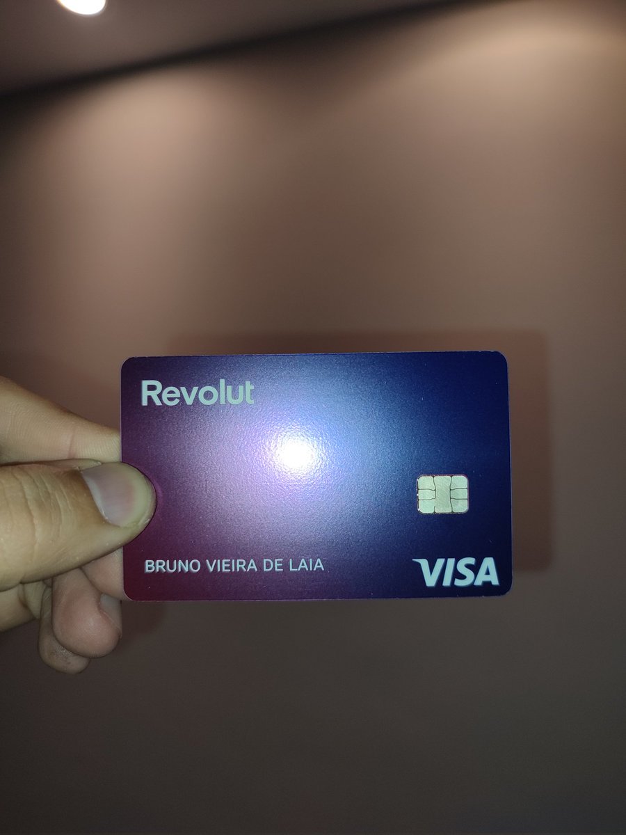 @RevolutApp today my debit card arrived, very excited about what I can do with this card, I also feel a little privileged to have been chosen (: #revolut #revolutbank #revolutcard #worldmoney