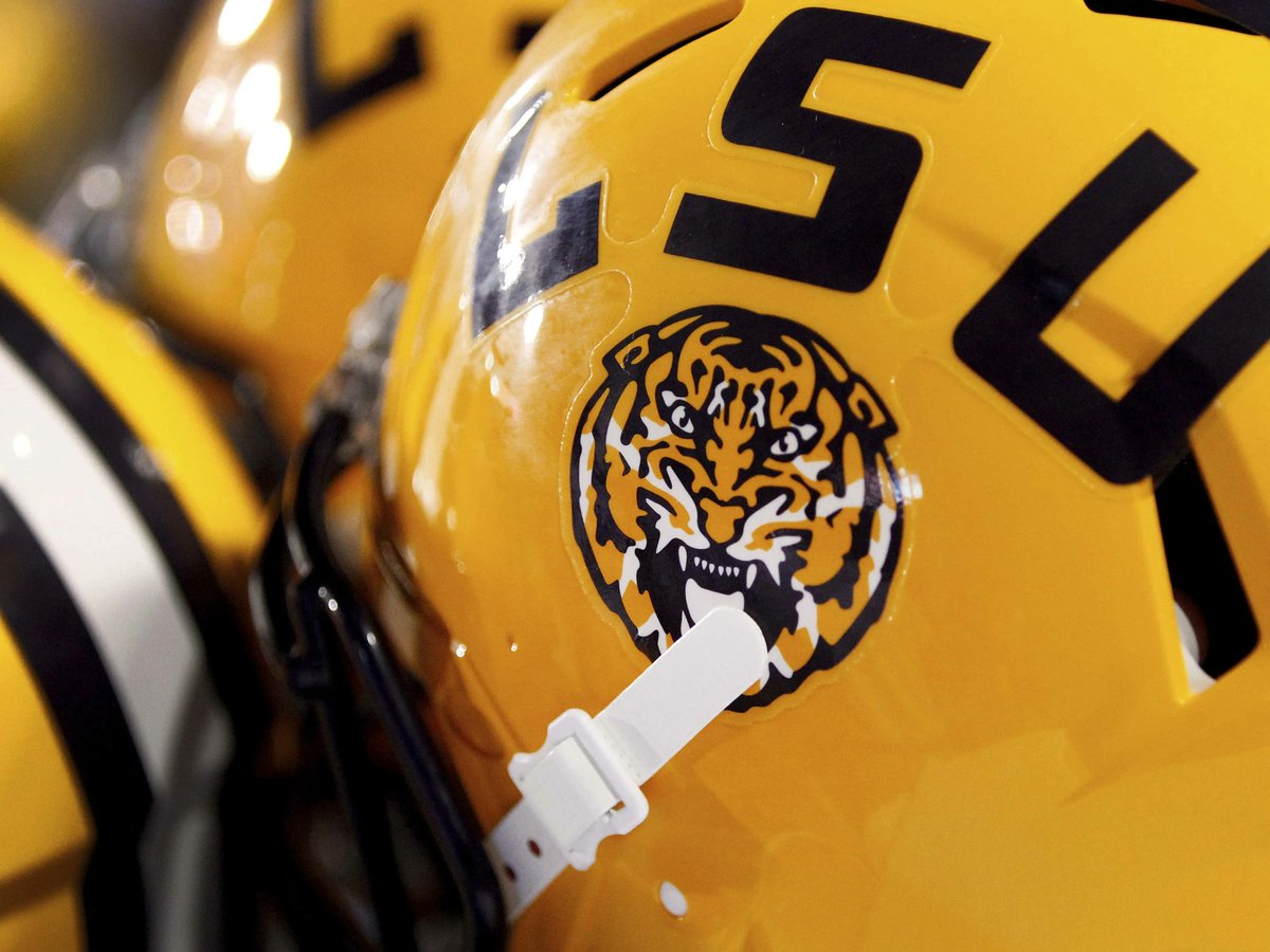 Barstool Sports on Twitter "LSU Football Just Gave Their Players
