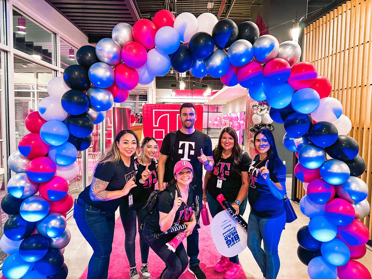 Lori Gibson tweet media