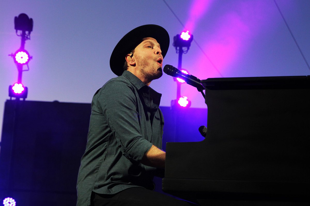 .@GavinDeGraw 
Des Moines, IA
June 1, 2017
📷: Star 102.5