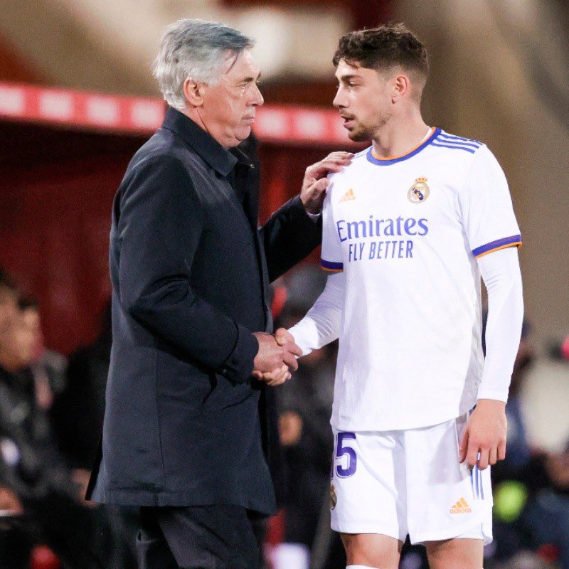 Carlo Ancelotti: “I think players have to wear helmets when training moving forward. Fede's shots are of serious concern. Mariano is hospitalized with a concussion after trying to block one. This Fede guy is a threat.”
