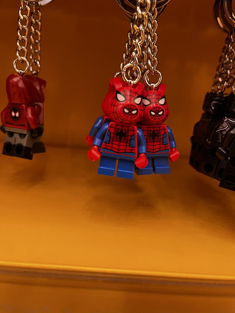 moonzchild_'s tweet photo. @yangkiie Mejor vea todo Spider-Man otravez https://t.co/EJhtqwfKbV