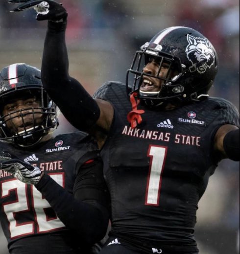 Shamir “Juice” Sterlin💯 (@shamirsterlin1) on Twitter photo Honored and Blessed to receive an offer from <a href="/ArkansasStateFB/">Arkansas State Football</a> <a href="/CoachConklin/">Josh Conklin</a> <a href="/CoachButchJones/">Butch Jones</a> <a href="/On3Recruits/">On3 Recruits</a> <a href="/larryblustein/">Blustein Recruiting</a> <a href="/tcelite7on7/">Treasure Coast Elite</a> <a href="/PrepRedzoneFL/">Prep Redzone Florida</a> <a href="/SagetVlad/">Coach_Vlad_Sagét</a> <a href="/ESPNTop63/">ESPN Top 63</a> <a href="/bornbred09/">Coach Irvin Jones</a> <a href="/Dwight_XOS/">Dwight Thomas - Catapult Sports</a> <a href="/Andrew_Ivins/">Andrew Ivins</a> Honored and Blessed to receive an offer from <a href="/ArkansasStateFB/">Arkansas State Football</a> <a href="/CoachConklin/">Josh Conklin</a> <a href="/CoachButchJones/">Butch Jones</a> <a href="/On3Recruits/">On3 Recruits</a> <a href="/larryblustein/">Blustein Recruiting</a> <a href="/tcelite7on7/">Treasure Coast Elite</a> <a href="/PrepRedzoneFL/">Prep Redzone Florida</a> <a href="/SagetVlad/">Coach_Vlad_Sagét</a> <a href="/ESPNTop63/">ESPN Top 63</a> <a href="/bornbred09/">Coach Irvin Jones</a> <a href="/Dwight_XOS/">Dwight Thomas - Catapult Sports</a> <a href="/Andrew_Ivins/">Andrew Ivins</a>