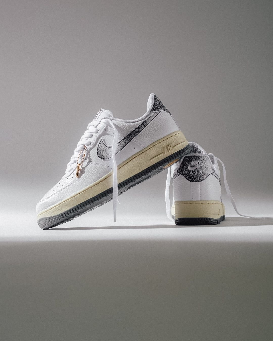 NIKE AIR FORCE 1 07 LX HIP HOP50周年 29cm 国内5月27日発売予定】 ナイキ エアフォース 1 