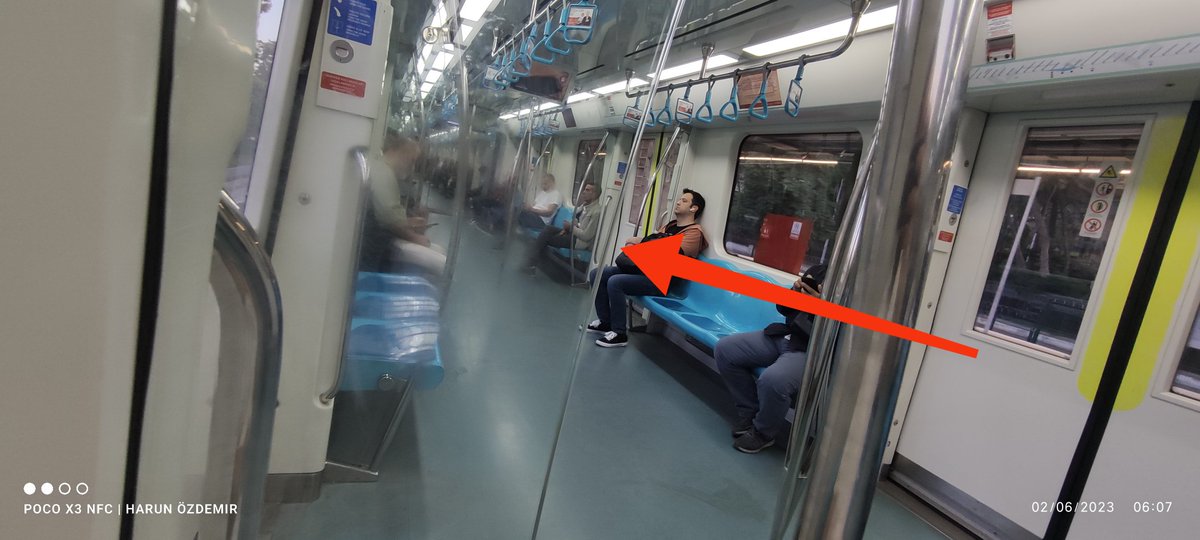 06.03 ilk sefer koruma camına birileri resmen DNA bırakmış...
Soru şu neden temizlenmiyor?
<a href="/Marmaraytcdd/">Marmaray</a>