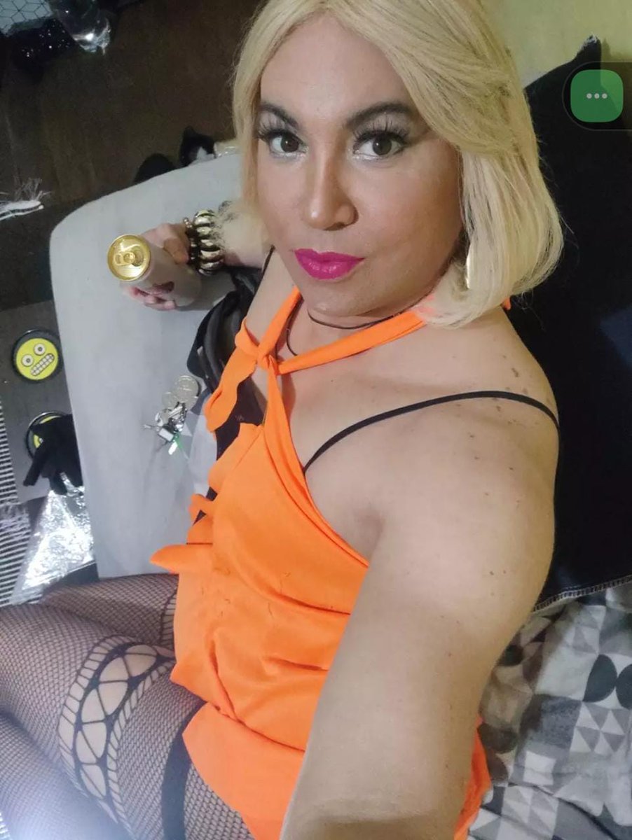 cdzhina22's tweet photo. Boa noite meninos 💋💋💋 #gntm #saopaulozl #lapa #sozhina #Brazil #queromacho https://t.co/IqNlcLPzyI