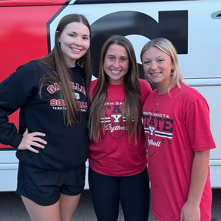 YSD633's tweet photo. Congratulations to ESD all-conference team members Elle Feser and Brooklyn Townsend. Camryn Koletzky was also named honorable mention. https://t.co/PxZPbA2o18