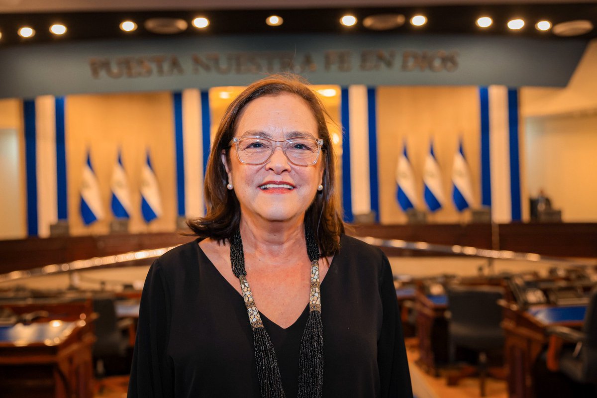 Un orgullo escuchar esta noche las transformaciones profundas que hemos alcanzado en #4Años. 

Nuestro Gobierno, liderado por el Presidente <a href="/nayibbukele/">Nayib Bukele</a>, ha hecho que El Salvador sea un nuevo país. Los salvadoreños, y en especial nuestra querida #DiásporaSV, están al centro de