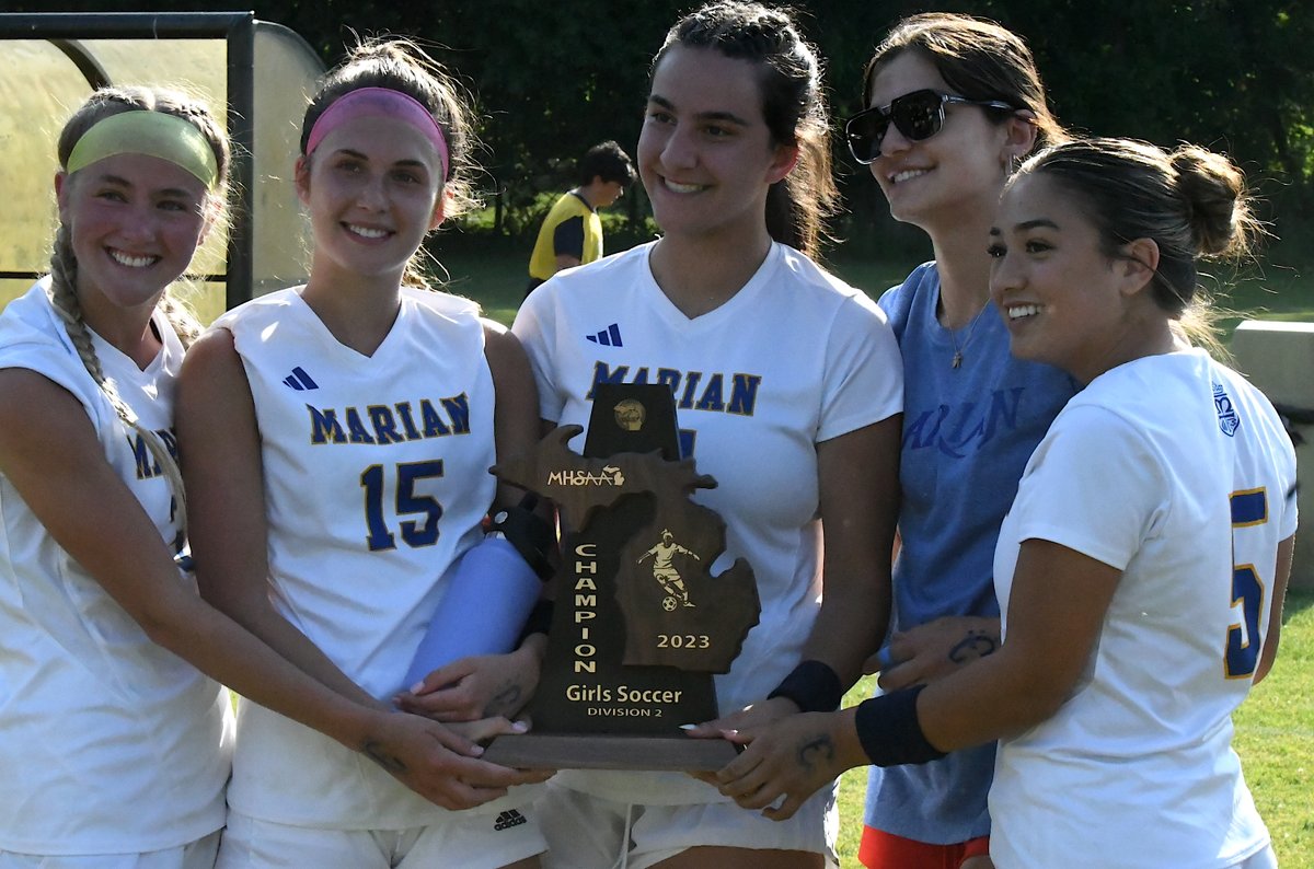 MIPrepZone's tweet photo. GIRLS SOCCER: Opportunistic @MarianSoccer shuts down @CK_athletics, 2-0, to win D2 district title >> https://t.co/hcimvCPXxD 

@marianathletics @CranbrookSchool https://t.co/yosBsqSWyz