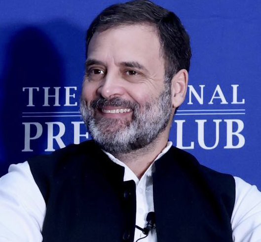 manojsinghaicc's tweet photo. “I love the people of my country and their pain creates an emotional response in me. I have grown up with the Gandhian narrative, and that is what drives me in defending the interests of our people.”

@RahulGandhi
 #RGinUSA https://t.co/0eRhF6hiRH