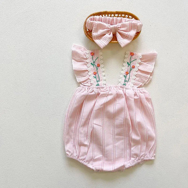 meimeinn2's tweet photo. 刺繍がかわいいロンパース🌷

https://t.co/aB6QMWEn3t🛒💕

#韓国ファッション
#むふめふく
#姉妹コーデ
#兄弟コーデ
#出産祝い
#出産準備
#プレママ
#バースデイ
#ハート柄　
#双子コーデ
#赤ちゃんのいる暮らし
#プチプラ
#保育園着
#わんこふく
#愛犬のいる暮らし
#愛犬の服 https://t.co/88rENTbCHg