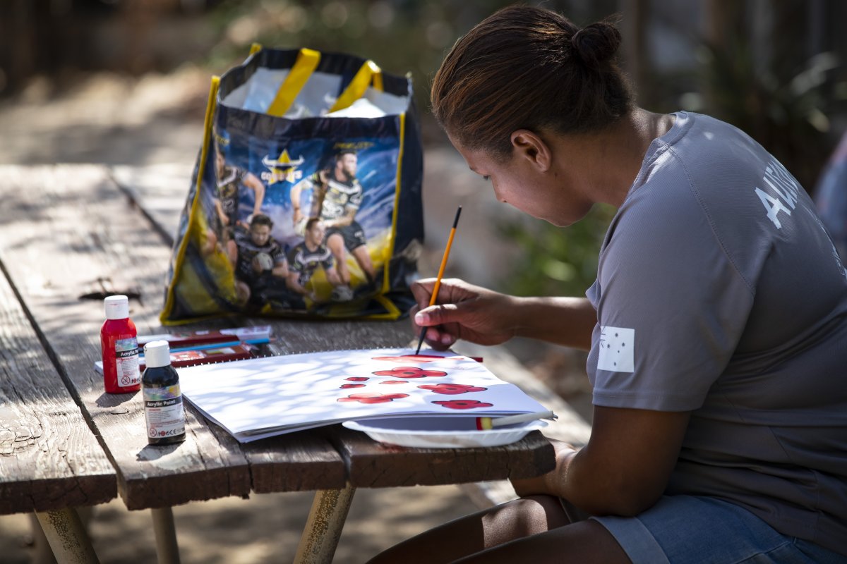 Deployed on Operation Mazurka, #AusArmy WO2 Anne Dufficy wanted to share her Indigenous culture with others by painting the entertainment wall at The Cove - the recreation area for the Australian contingent to the Multinational Force and Observers.