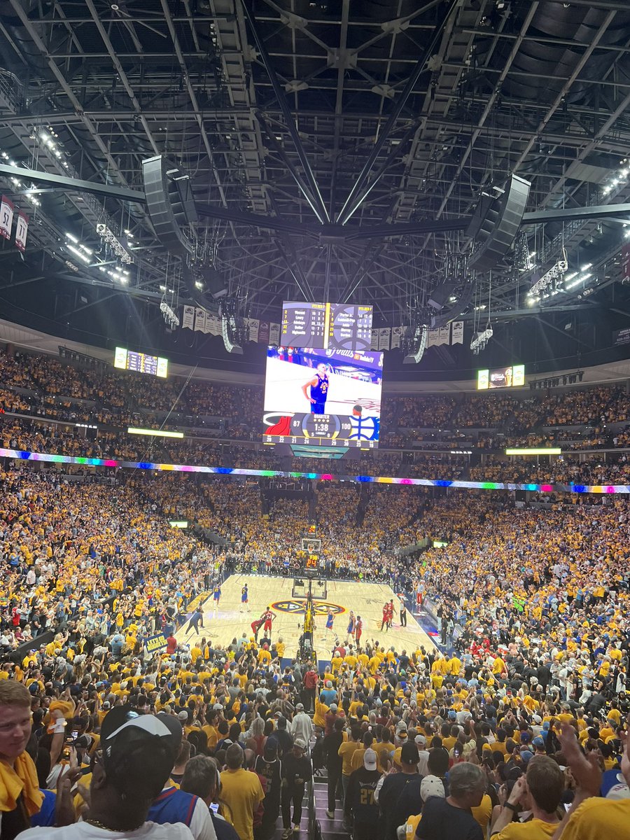 halfklass's tweet photo. What a night #BringItIn #WelcomeToDenver #NBAFinals https://t.co/iwHPhqrplg
